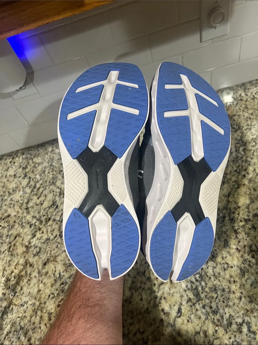 On Running Men's/Women's Trainer in Black and Gray with White Sole